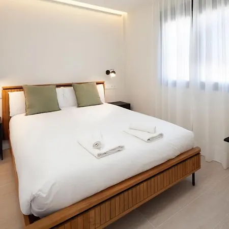 Live Like A Local Your Comfortable Retreat At Pas * מאלגה